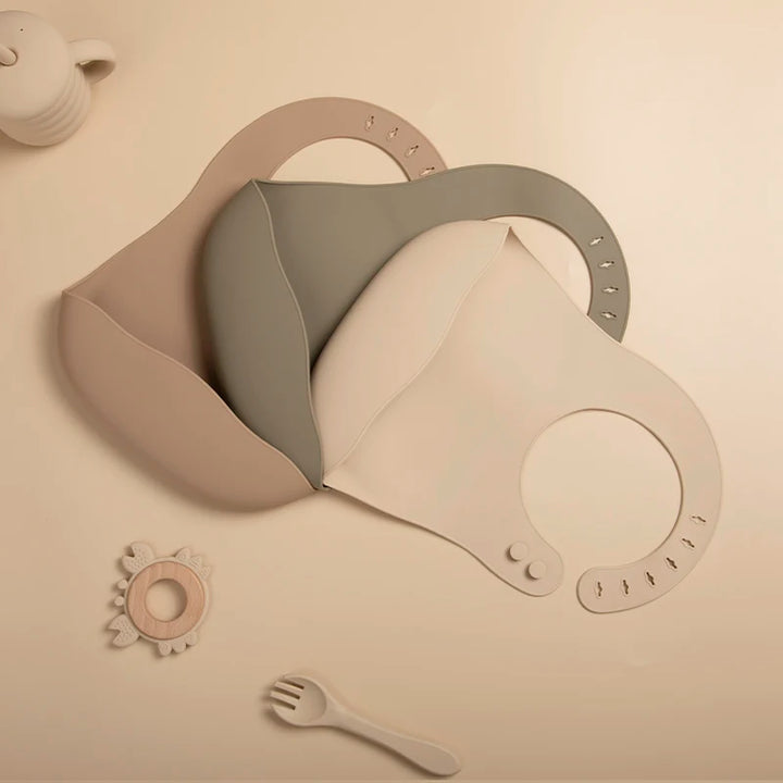 Einfarbig Silikon-Lätzchen – Marzipan